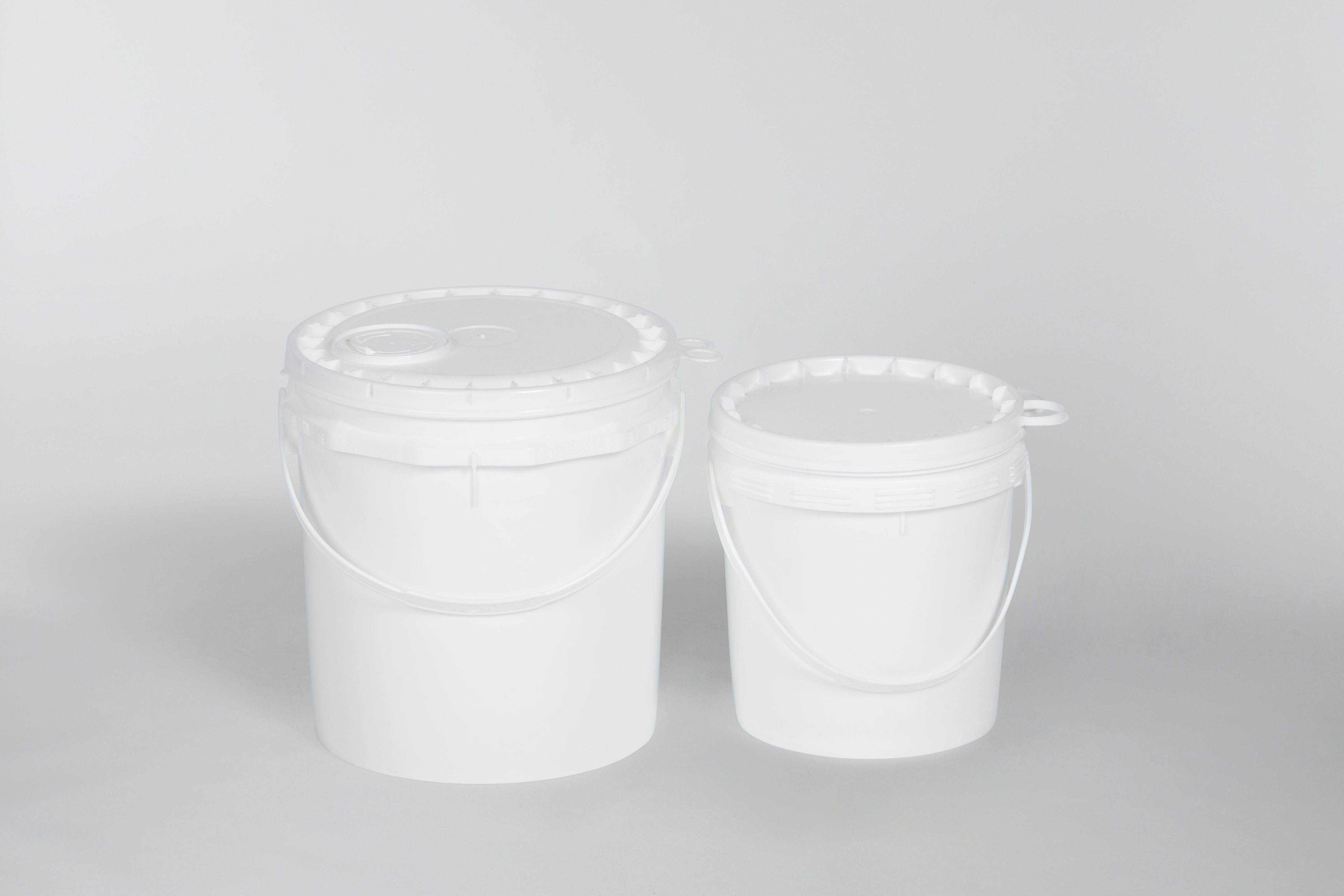 Ropac Secure Plastic Pails for Solids